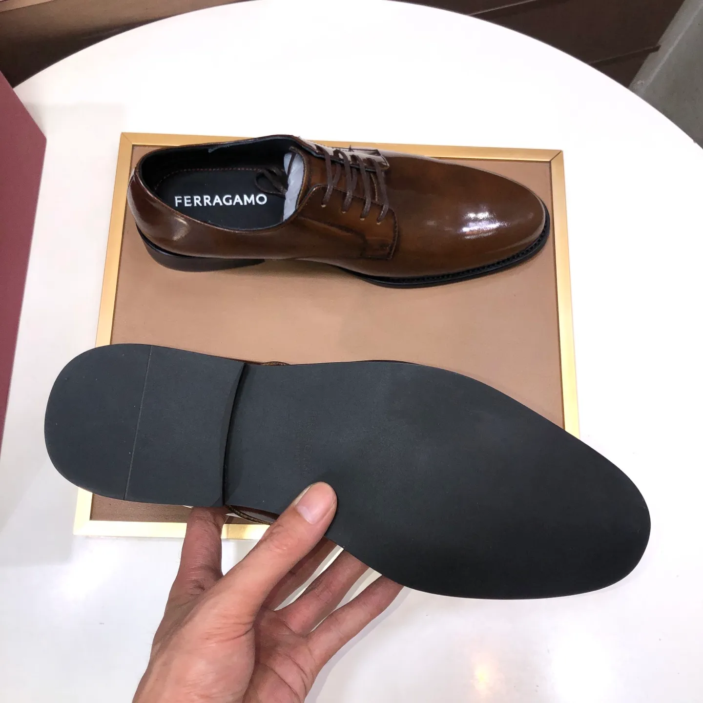 Men's shoes 💰540💰 [Ferragamo/Ferragamo] The latest model from the counter. Original imported high-quality cowhide with open sides + imported 🐂 cowhide lining + original luxury metal buckle + original combination outsole. Comparison is stress-free 38–45 (45 is custom-made and cannot be returned or exchanged)